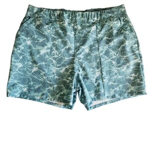 Columbia PFG Women's Tidal Sands II Green FIsh Patterned Shorts Size XL